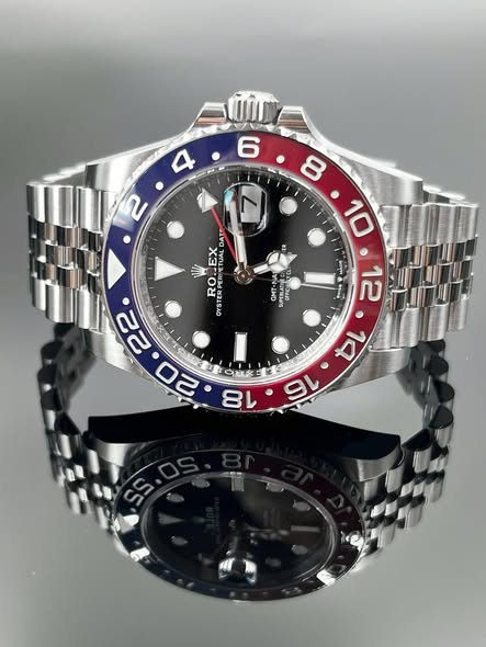 ROLEX | GMT-MASTER II | 126710BLRO-0001 | Pepsi